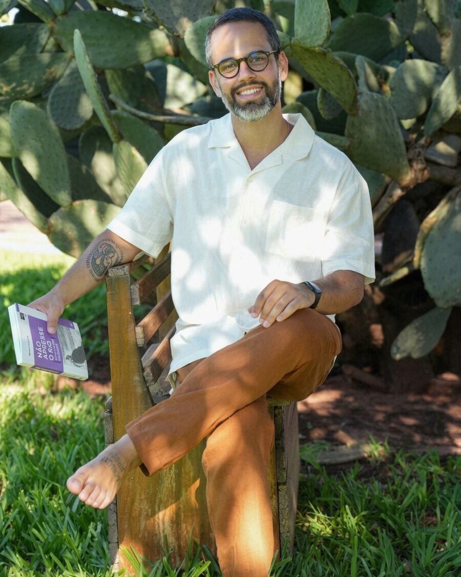 Matheus Gonçalves, psicólogo clínico
